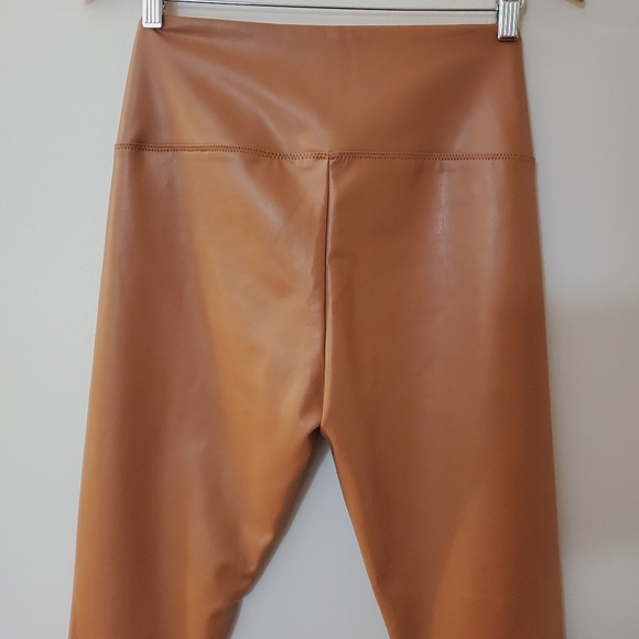 Matteson faux leather/ latex look legging pants size 4 tawny caramel - Picture 4 of 7